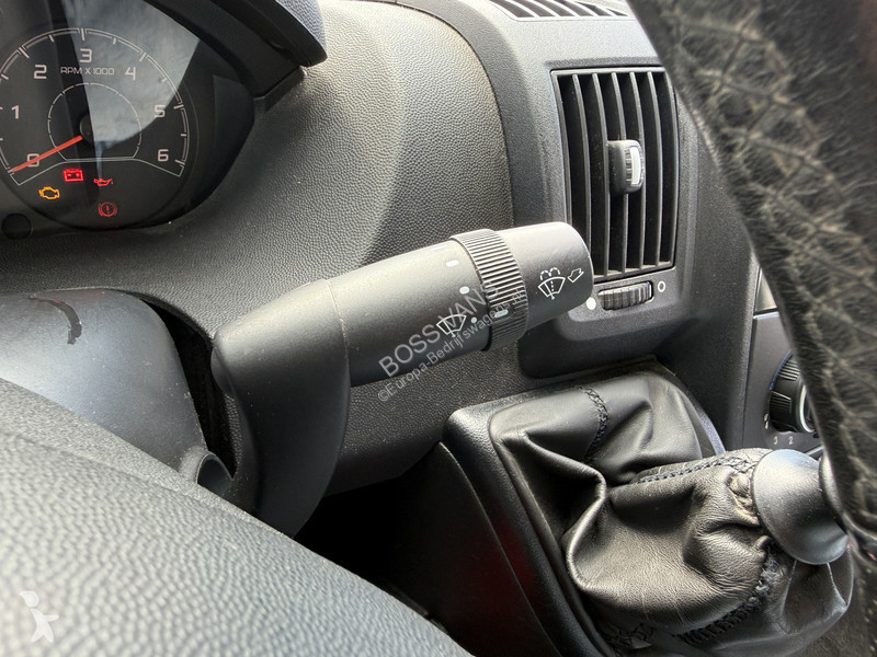 Véhicule utilitaire Peugeot 2.0 130PK Bakwagen...