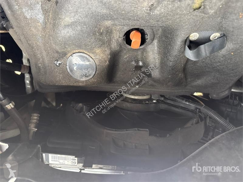 Véhicule utilitaire Opel 2.2