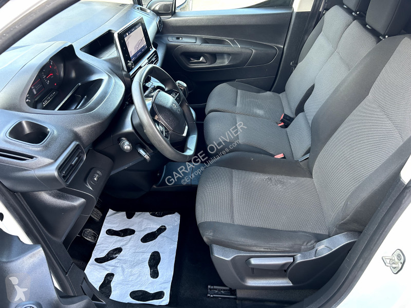 Furgoneta Peugeot Standard 650KG 1.5 Bluehdi...