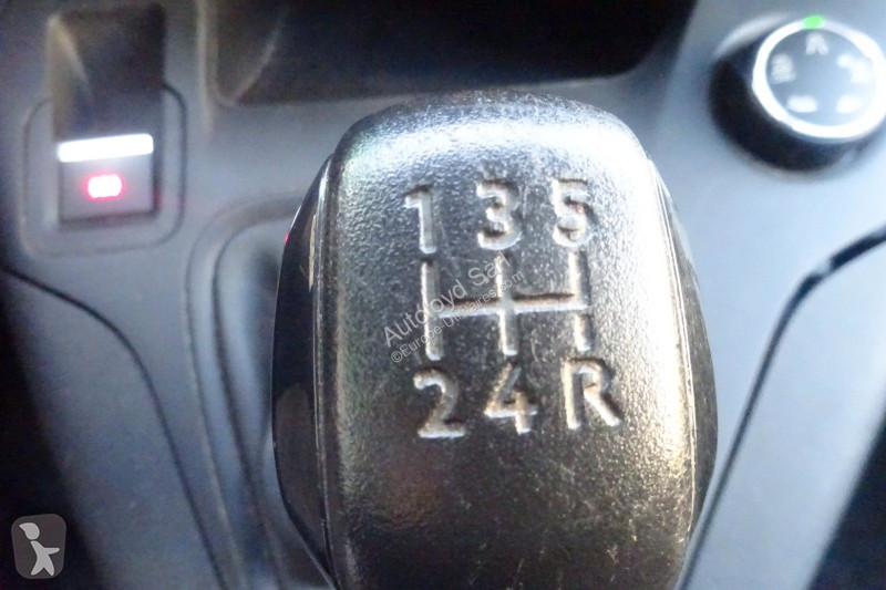Véhicule utilitaire Peugeot PARTNER 1,5 HDI 100