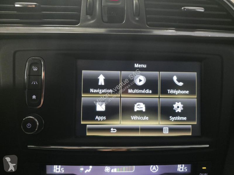 Лекотоварен автомобил Renault