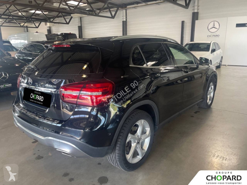 Лекотоварен автомобил Mercedes GLA 200 d 7-G...