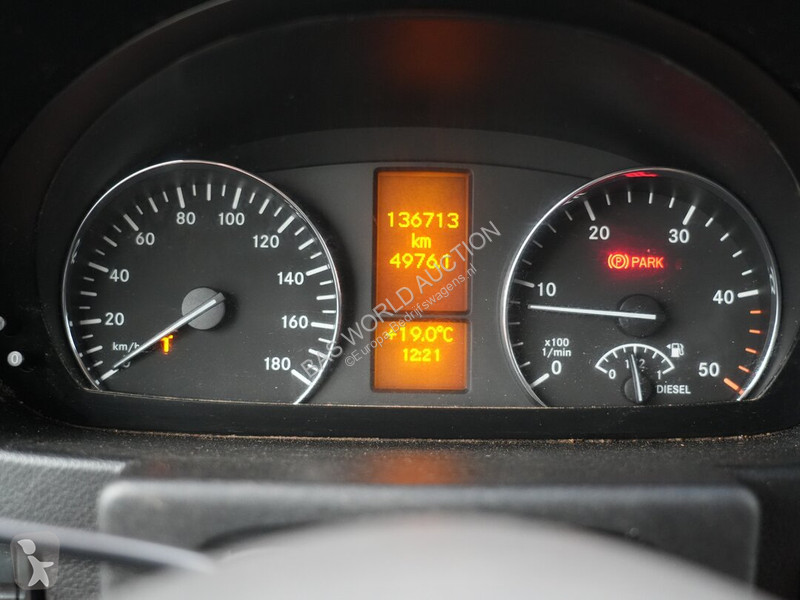 Лекотоварен автомобил Mercedes 516 CDI