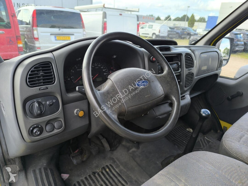 Furgoneta Ford 125pk