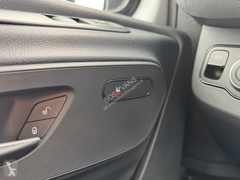 Лекотоварен автомобил Mercedes 314 Pro 81kWh...