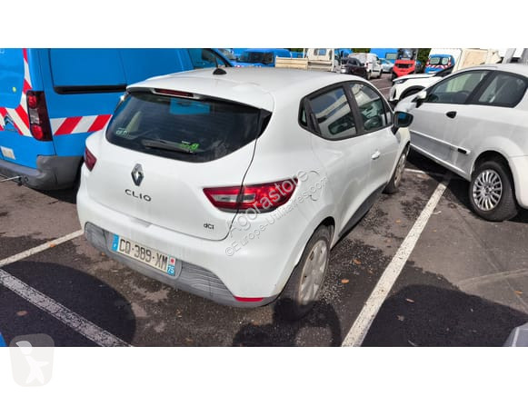 Лекотоварен автомобил Renault CLIO