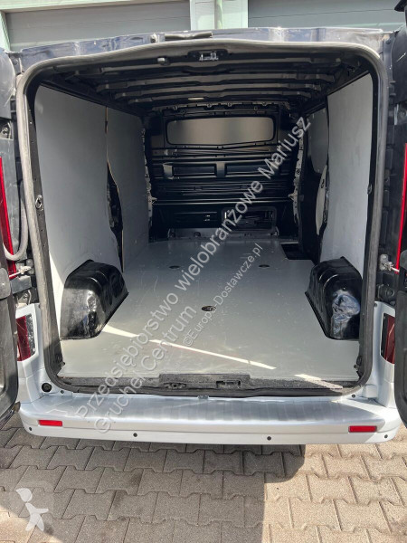 Furgoneta Renault Trafic 2.0 DCi 120 / L2H1 /...