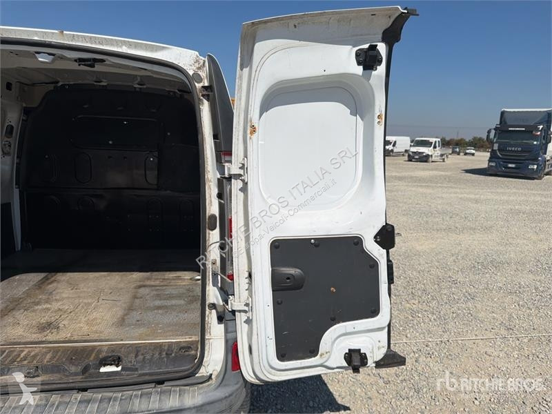 Furgoneta Renault Cargo Van