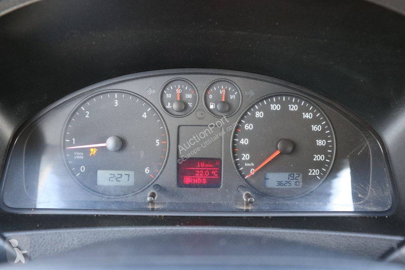Furgoneta Volkswagen TDI 96 KW AUT
