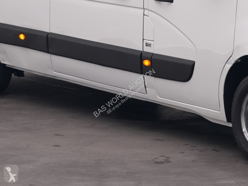 Furgoneta Renault 135PK
