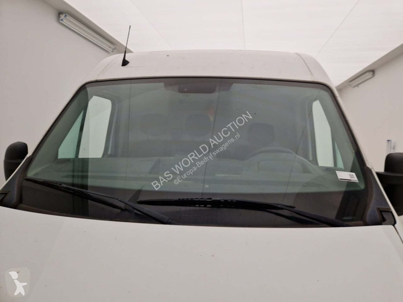 Furgoneta Opel 2.3 DT L2H2 Airco/NAV/PDC