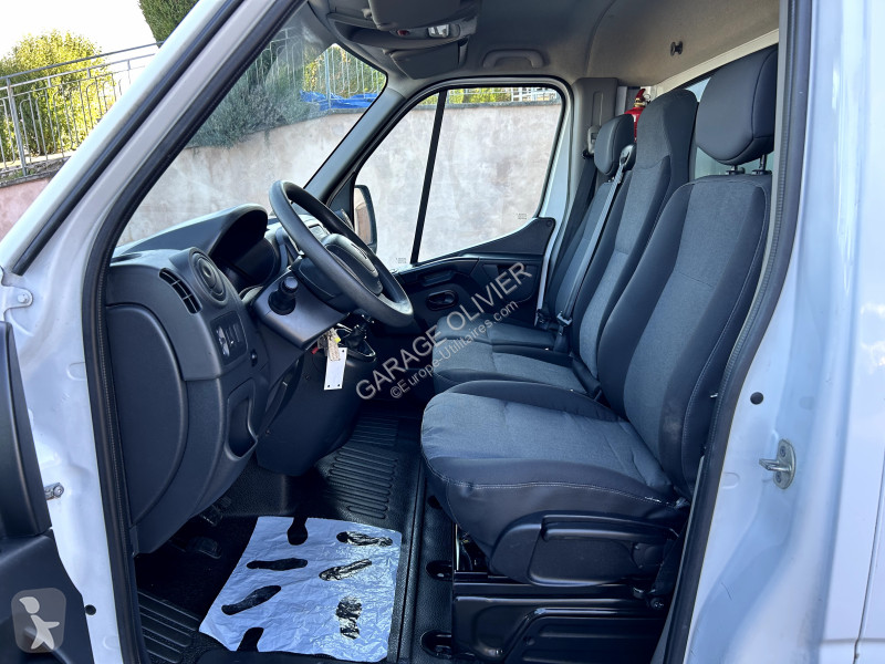Коммерческий автомобиль Renault Benne F3500 L2...