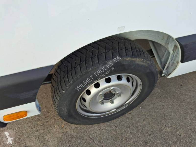 Furgoneta Renault 2.3 DCI 145