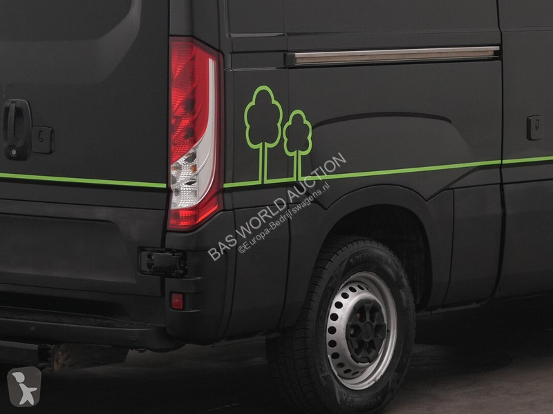 Furgoneta Iveco 35S16