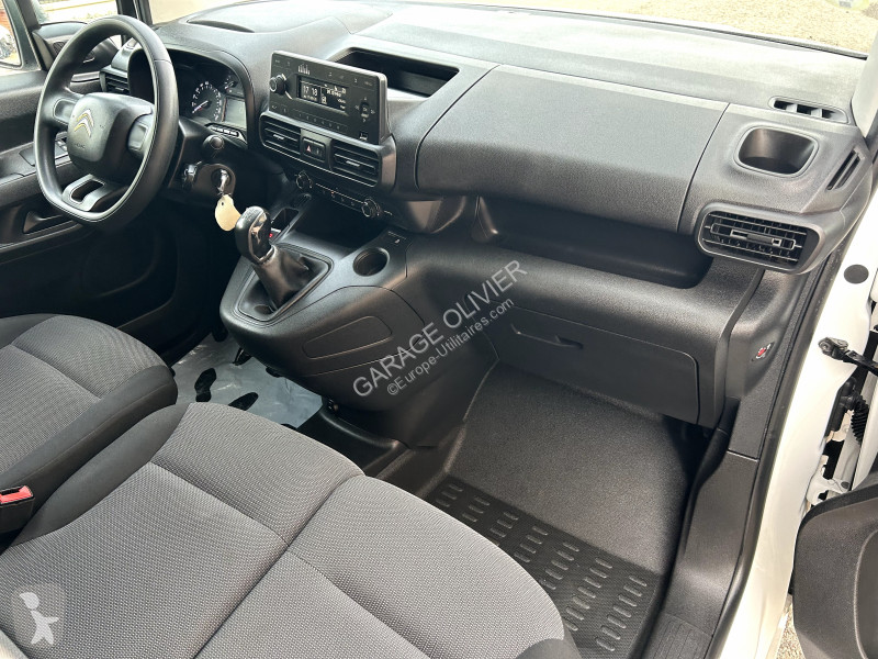Užitkové vozidlo Citroën M 1000KG 1.5 Bluehdi...