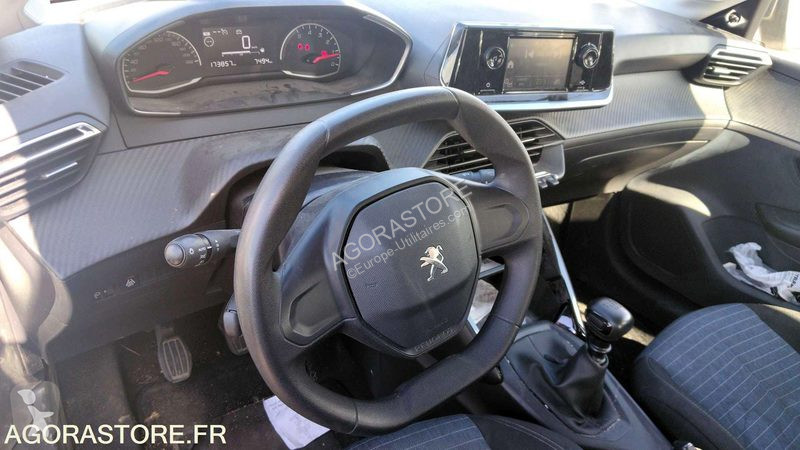 Véhicule utilitaire Peugeot 208