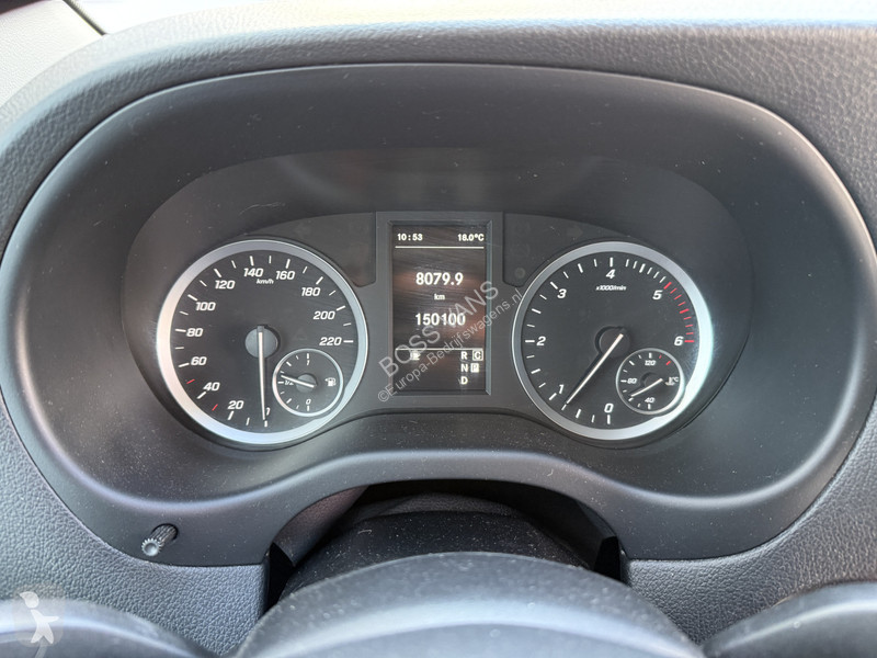 Véhicule utilitaire Mercedes 114 1.9 CDI DC L3...