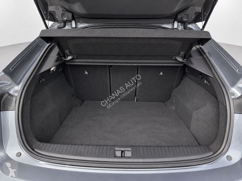 Furgoneta Renault 1.2 E-Tech full hybrid 200...
