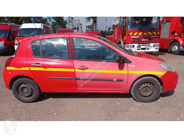 Коммерческий автомобиль Renault CLIO