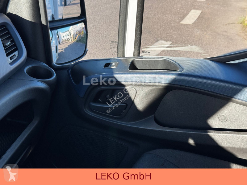Nyttofordon Iveco 35C14 Mit Carrier Xr 350