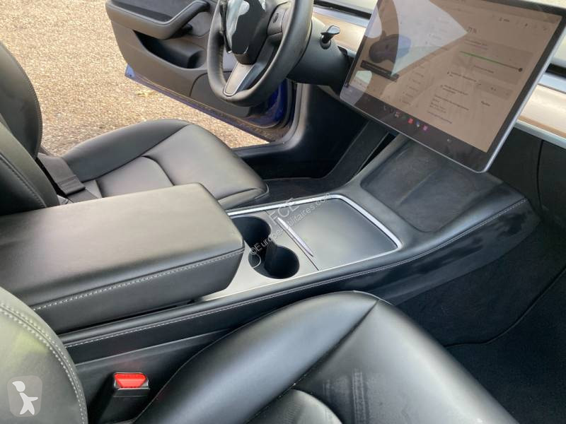 Véhicule utilitaire Tesla