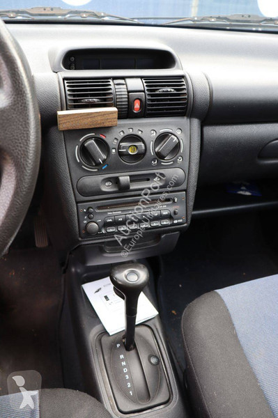 Véhicule utilitaire Opel