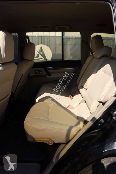 Véhicule utilitaire Mitsubishi