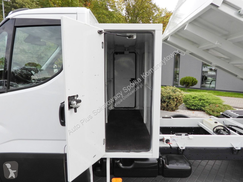 Véhicule utilitaire Iveco 35C16 DAILY