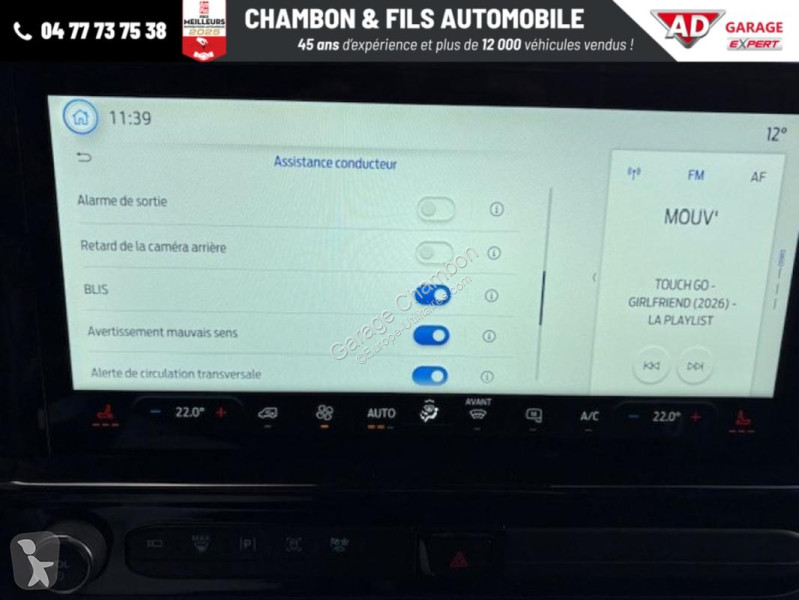 Véhicule utilitaire Ford FOURGON 320 L2H1 2.0...