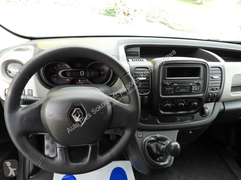 Véhicule utilitaire Renault  TRAFIC