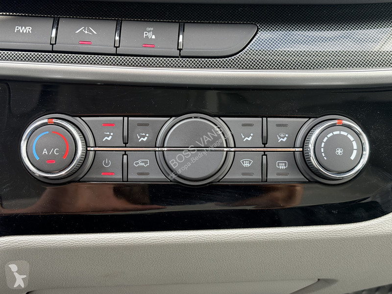 Véhicule utilitaire Maxus e 9 89kWh 204PK e 9