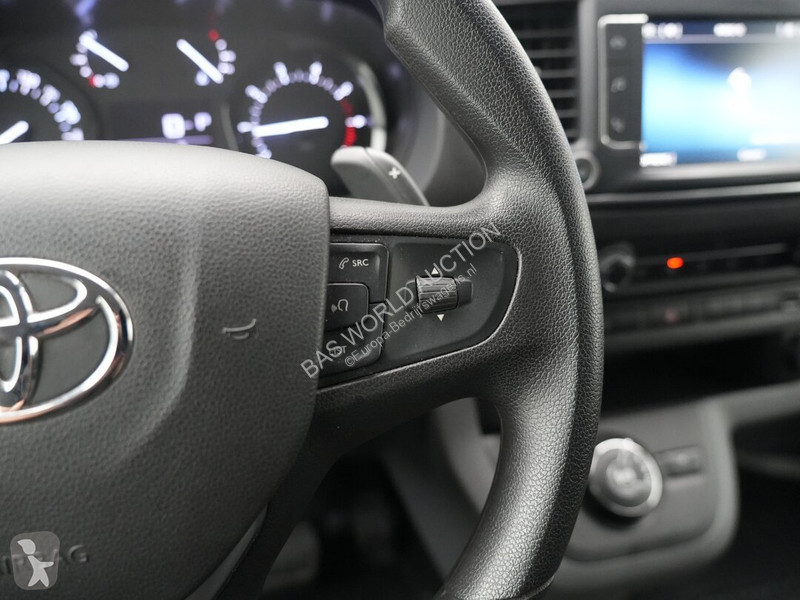 Véhicule utilitaire Toyota ProAce 145pk ProAce
