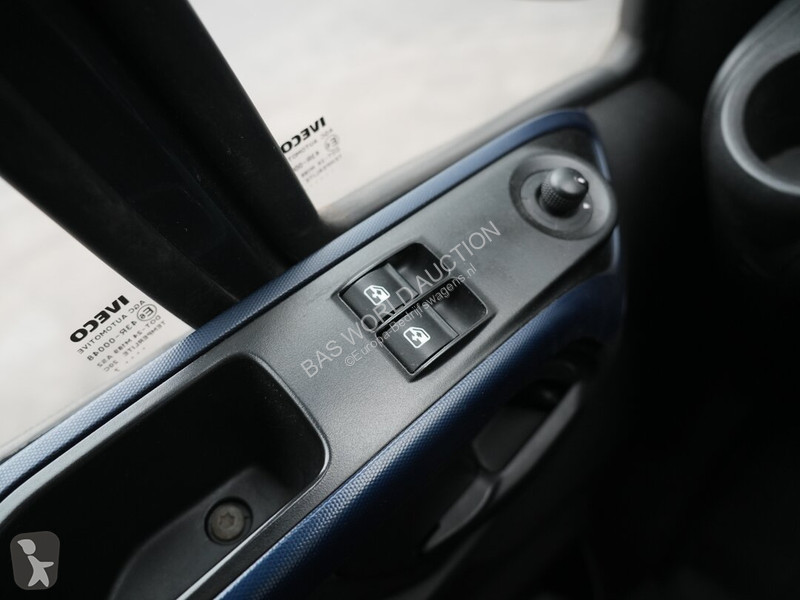 Véhicule utilitaire Iveco 35S14