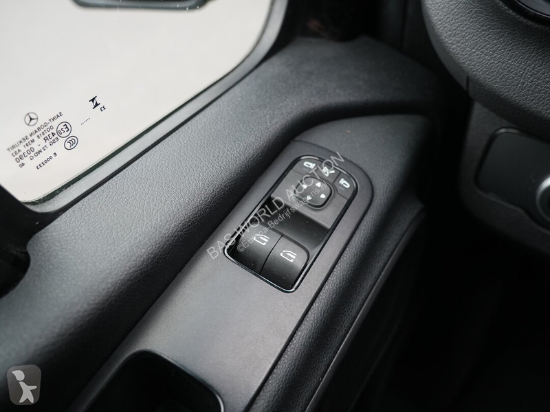 Véhicule utilitaire Mercedes 317 CDI