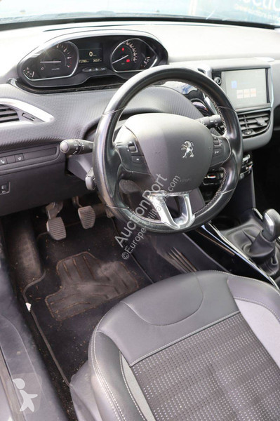 Véhicule utilitaire Peugeot