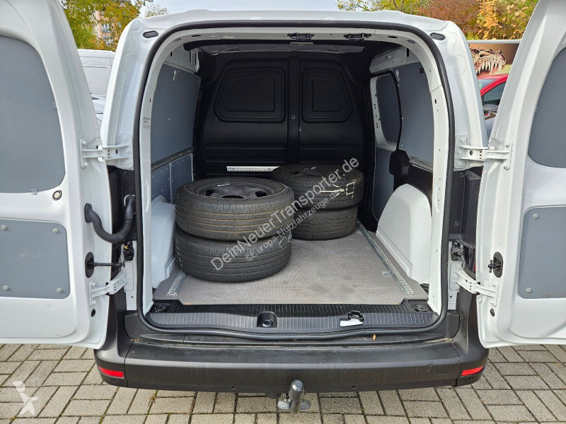 Véhicule utilitaire Mercedes 110 CDI...