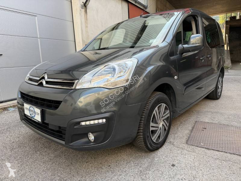 Véhicule utilitaire Citroën 1.6 HDI 100