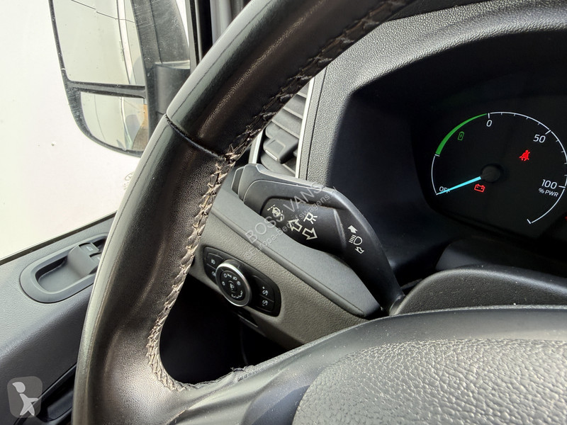 Ford 68kWh 184PK L2H2 316km WLTP 94,9% (SOH)...