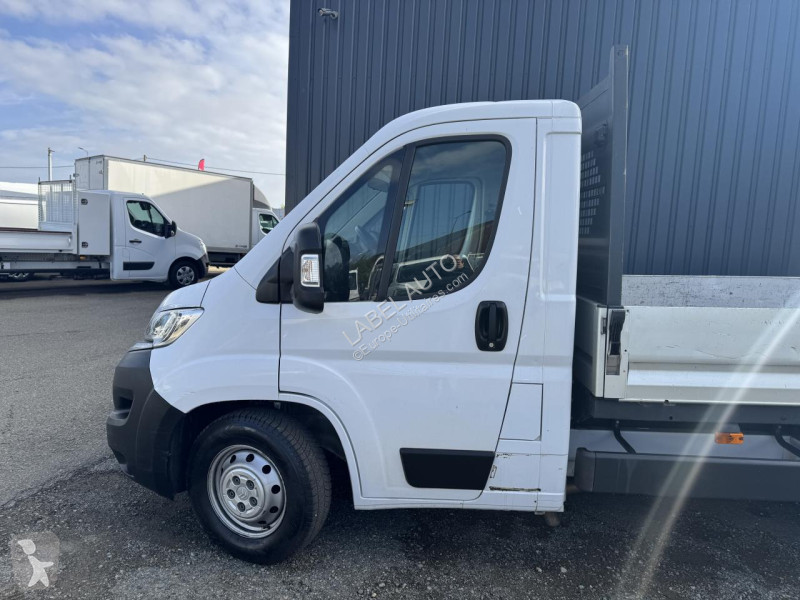 Citroën JUMPER 3T5 PLATEAU 4M20 2.2 HDI 140CH van