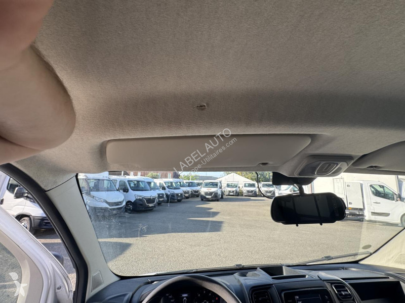Fiat DUCATO CAISSE 20M3 + HAYON 3T5 MAXI 2.2...