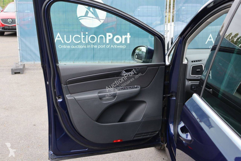 Seat  van