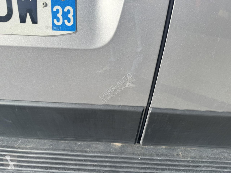 Véhicule utilitaire Opel MOVANO 3T5 L3H2 2.2...