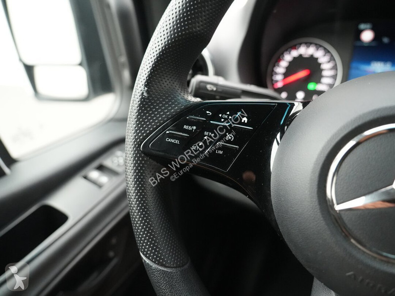 Mercedes 315 CDI van
