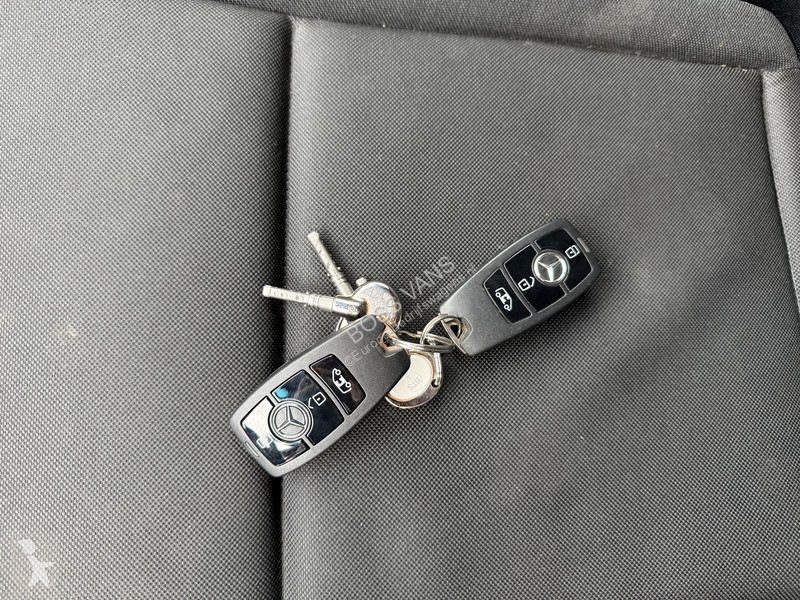 Užitkové vozidlo Mercedes 312 55kWh L2H2...