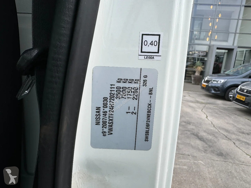 Véhicule utilitaire Nissan 35.13 EURO 6 + LIFT...
