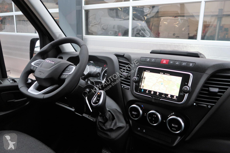 Bedrijfswagen Iveco 35S18HV 3.0 L2H2 BPM VRIJ/...