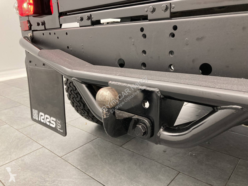 Véhicule utilitaire Land Rover 90 Defender TDI