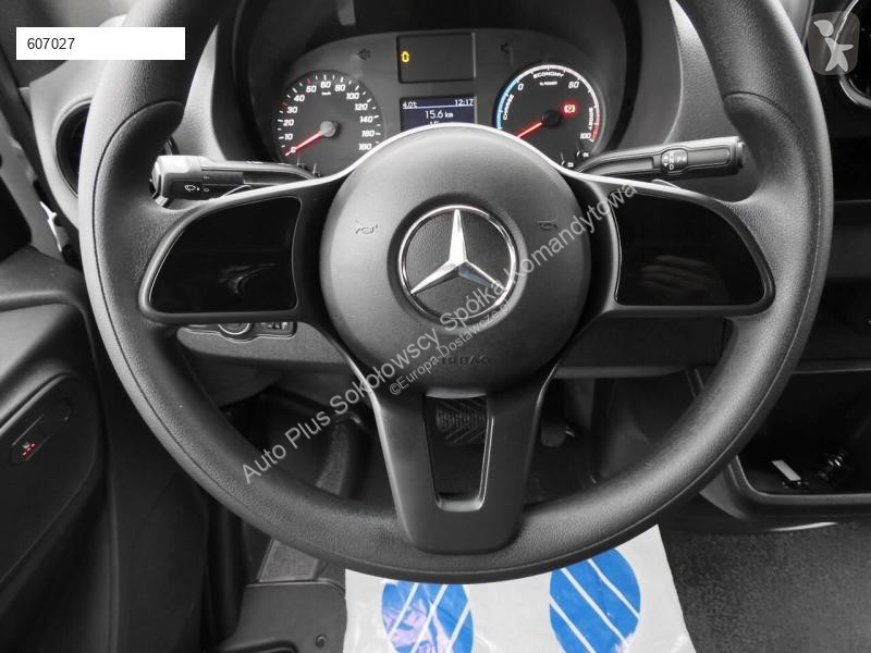 Véhicule utilitaire Mercedes ESPRINTER NOWY...