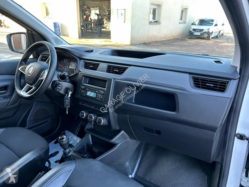 Véhicule utilitaire Renault (Kangoo) 1.5 Blue...