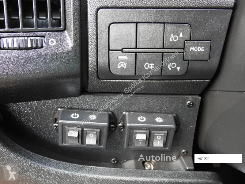 Véhicule utilitaire Peugeot BOXER FURGON...